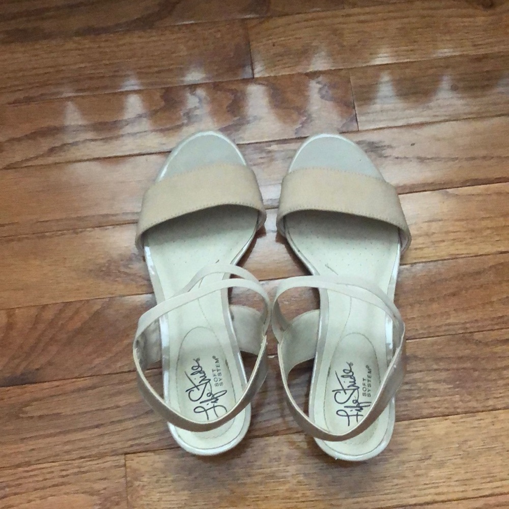 Life Stride sandals. Size 7.5